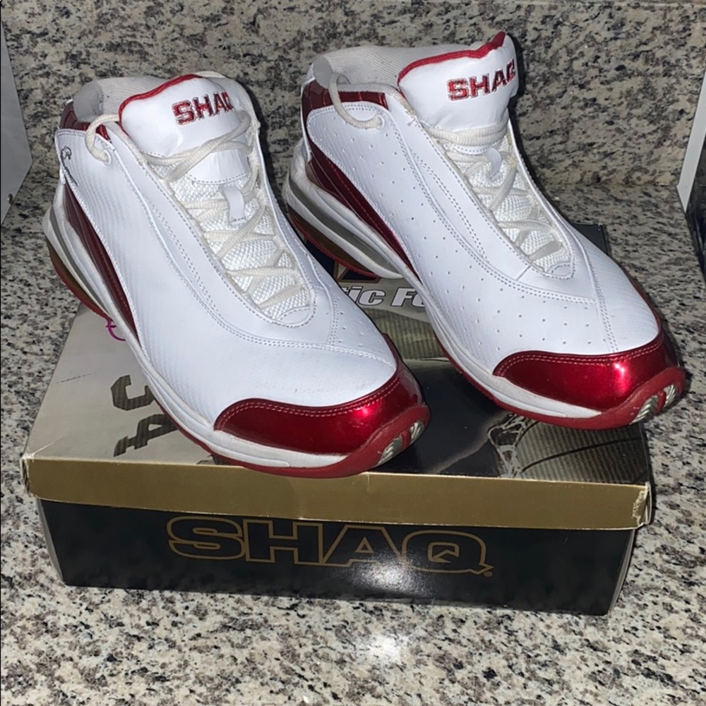 Shaq athletic basketball shoes men’s 12